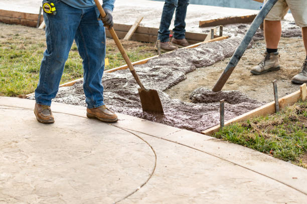 Best Concrete Driveway Installation in Lino Lakes, MN
